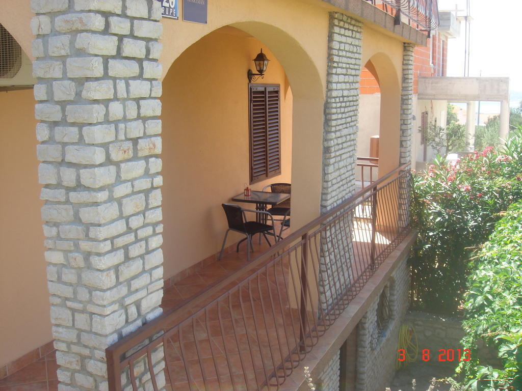 Apartments Renata Primošten Oda fotoğraf