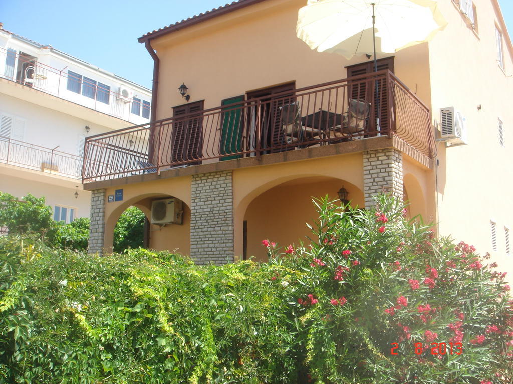 Apartments Renata Primošten Dış mekan fotoğraf